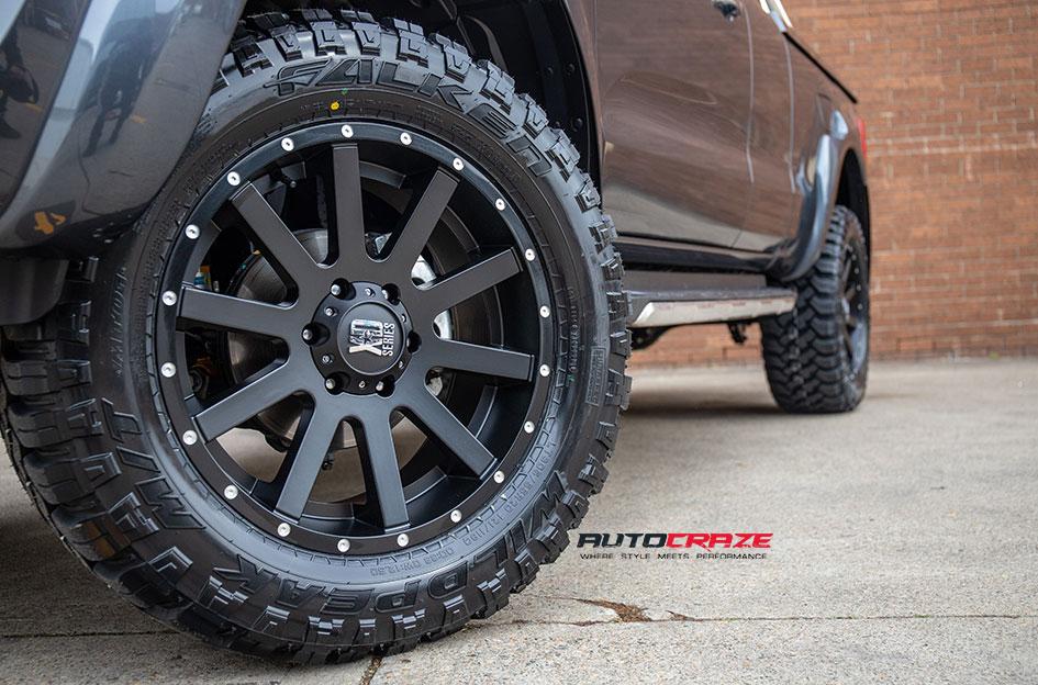 FORD RANGER HEIST SATIN BLACK